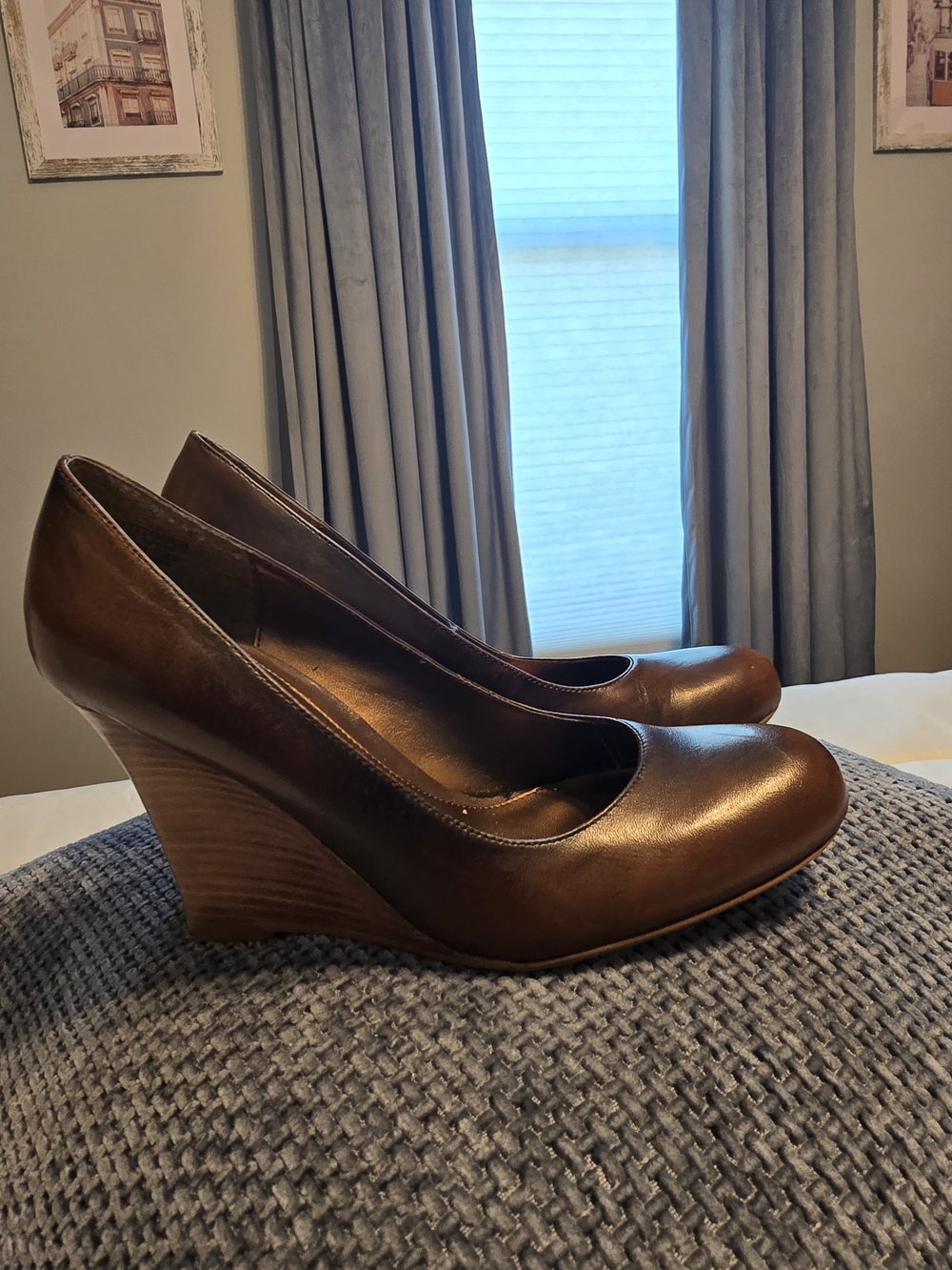 Bandolino Brown Leather Wedge Heels